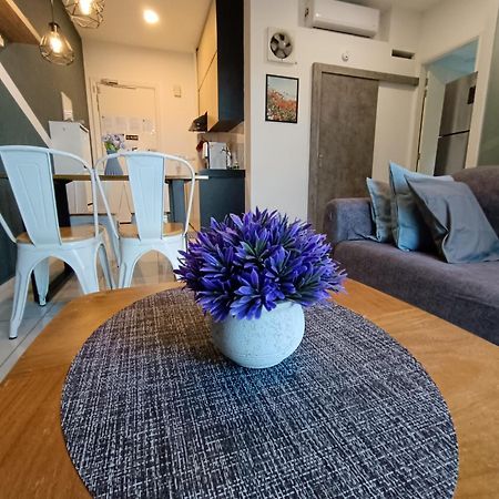 Robertson Cozy 3 Bedroom Family Suite With Netflix กัวลาลัมเปอร์ ภายนอก รูปภาพ