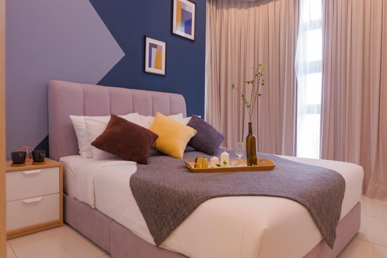 Robertson Cozy 3 Bedroom Family Suite With Netflix กัวลาลัมเปอร์ ภายนอก รูปภาพ