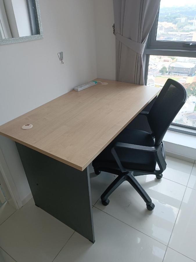 Robertson Cozy 3 Bedroom Family Suite With Netflix กัวลาลัมเปอร์ ภายนอก รูปภาพ